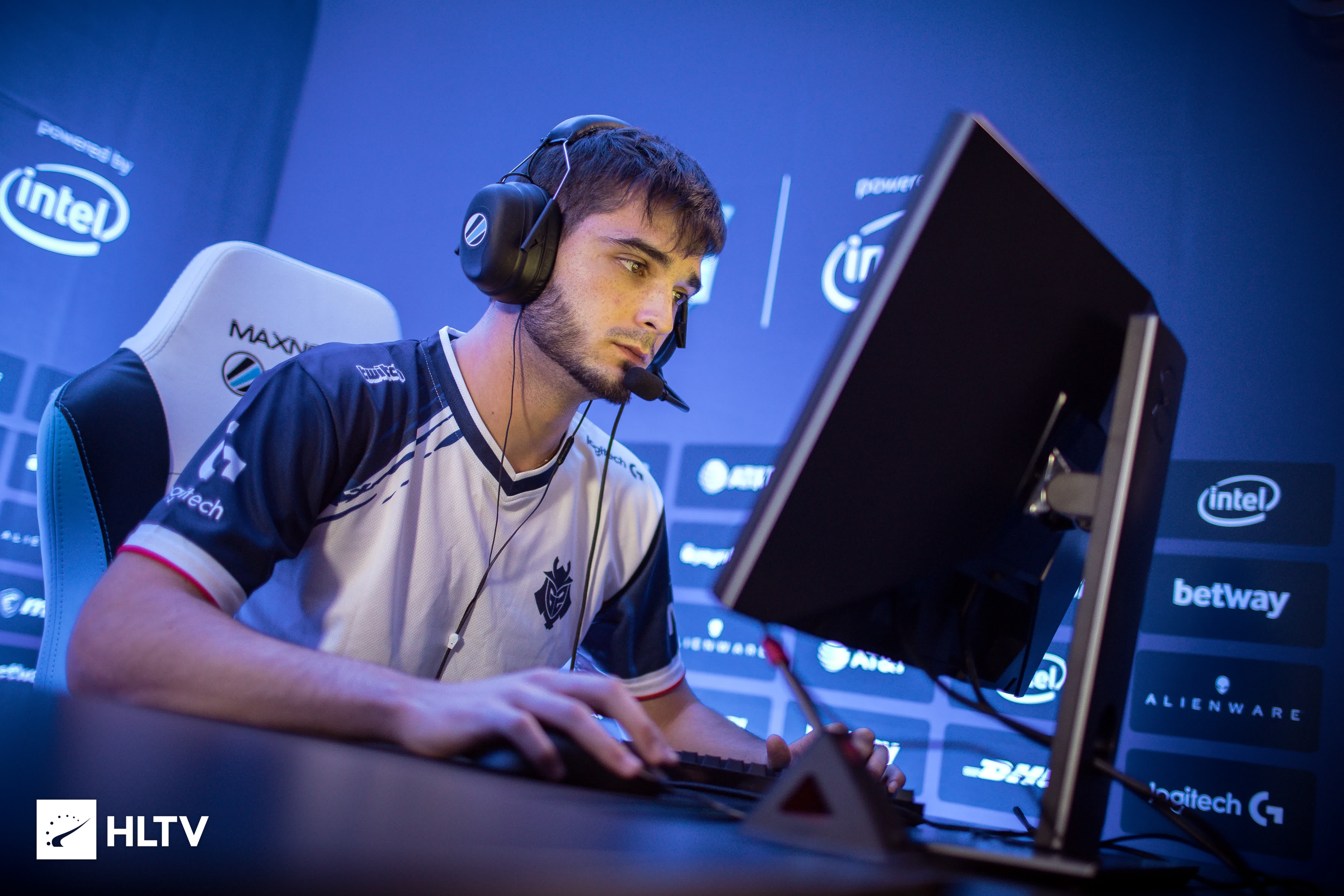 权是大多数 权是大多数