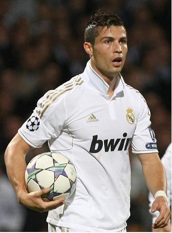 公平对待！TA：皇马将给维尼修斯和贝林厄姆涨薪，和姆巴佩同薪.