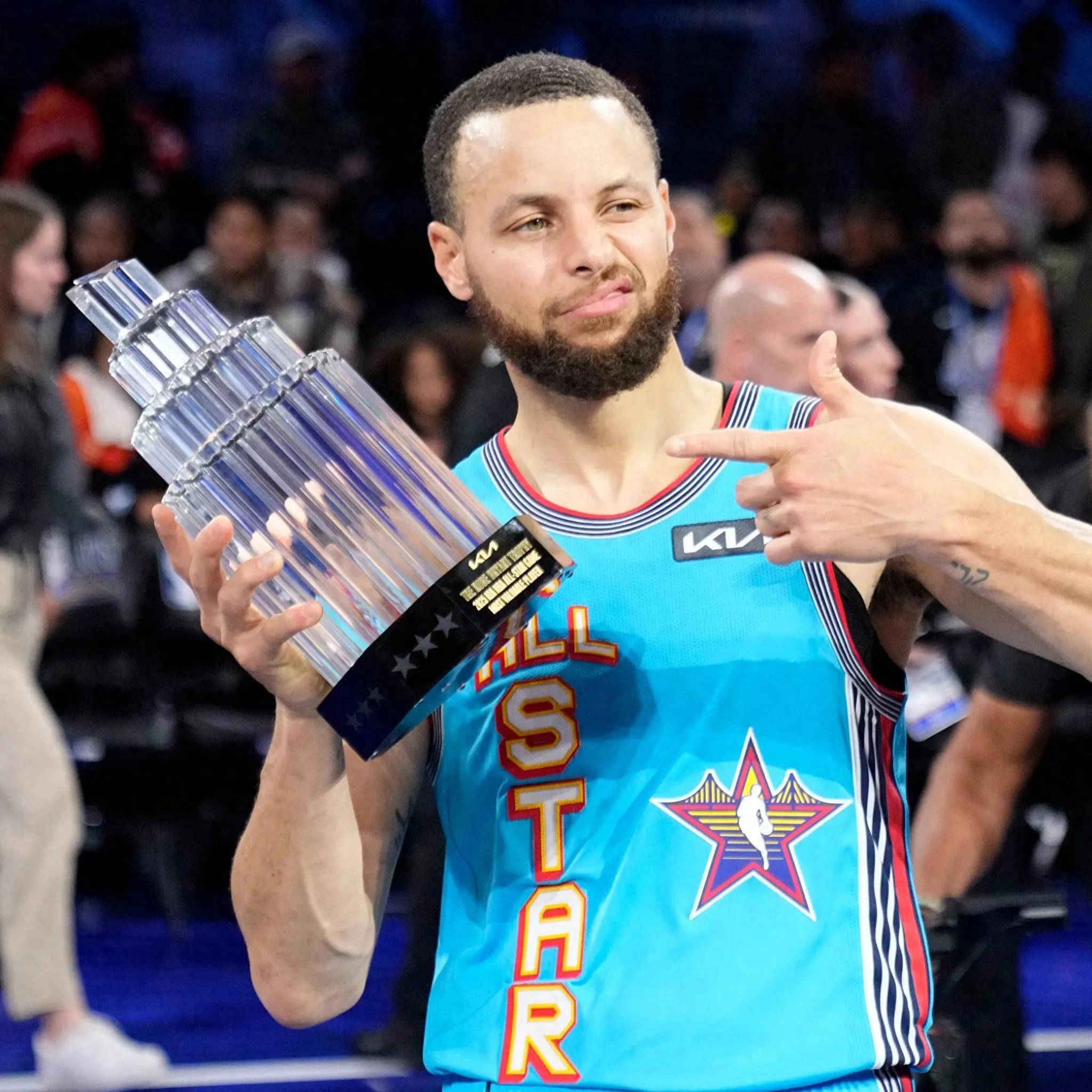 特裁判塔基 特裁判塔基