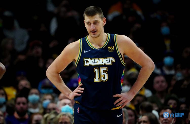 是一记重击 是一记重击