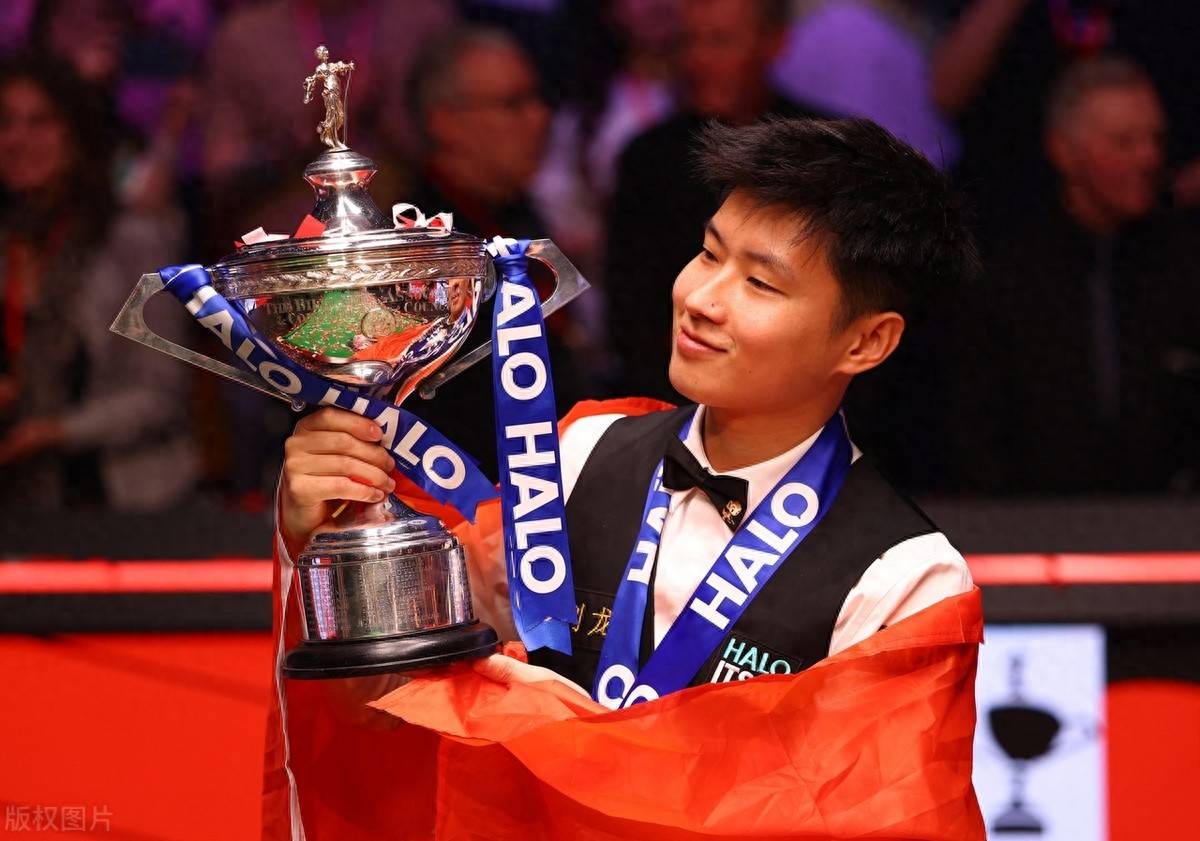 他的表现堪 他的表现堪